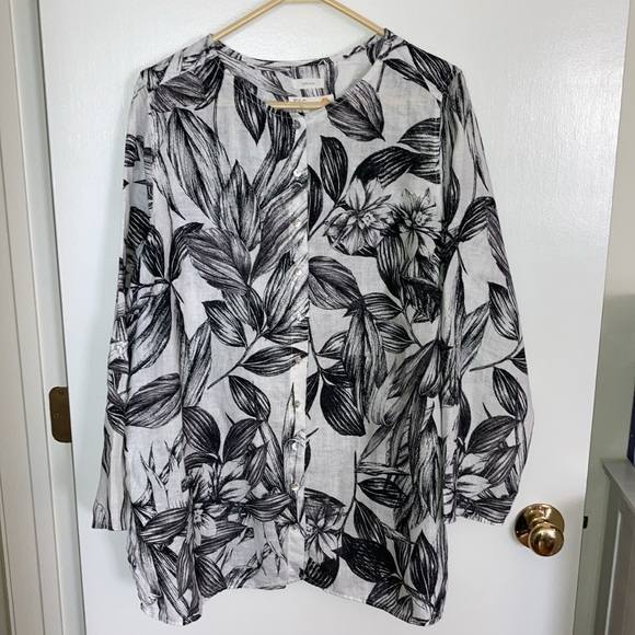 C&C California | Tops | Cc California 0 Linen White And Black Floral ...